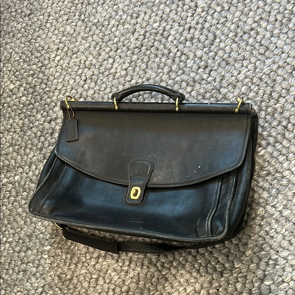 Coach Vintage Lexington Black Gold Genuine Leather Briefcase Bag Unisex